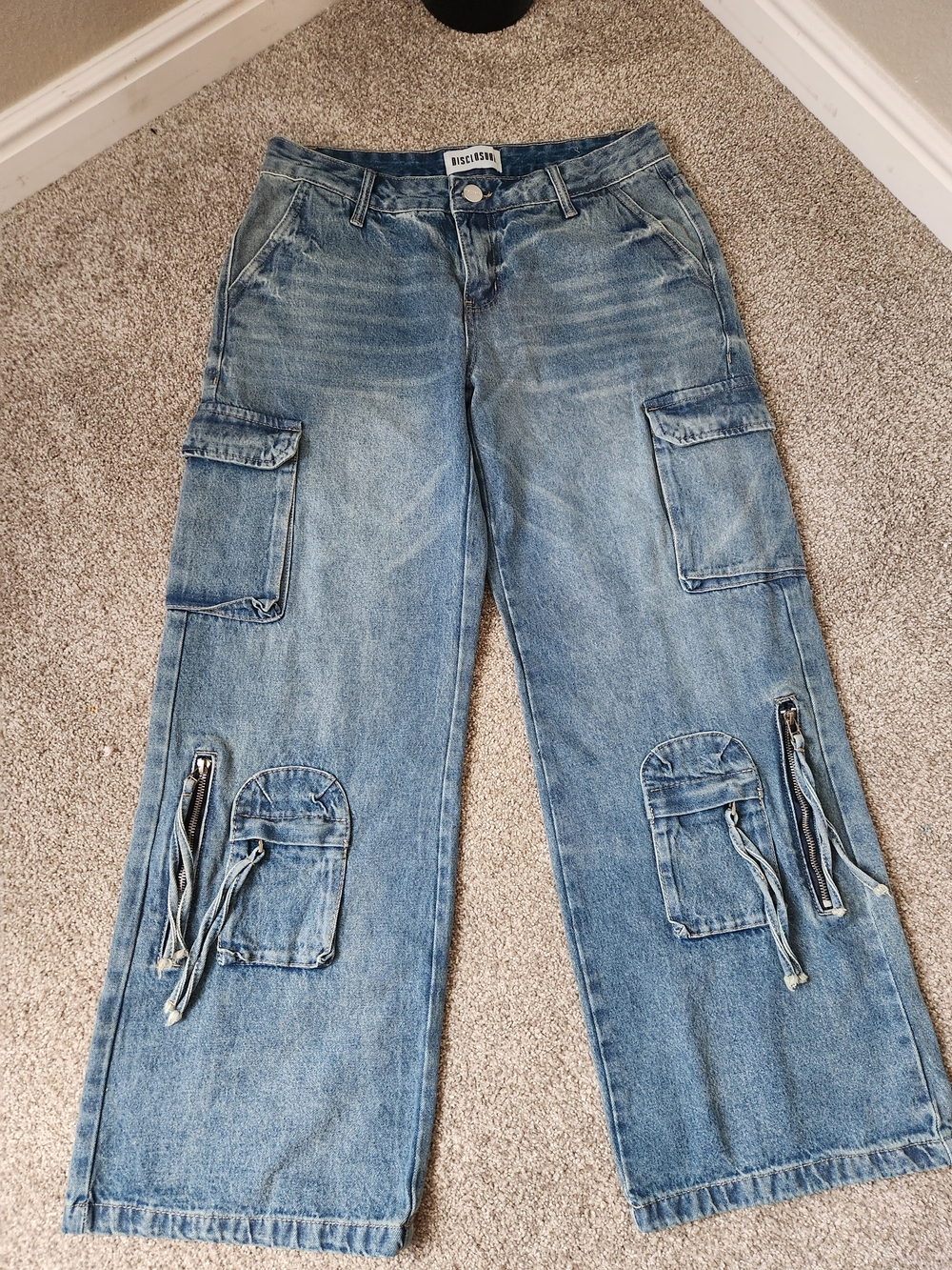 Mid-Blue Cargo Wide-Leg Jeans for Women